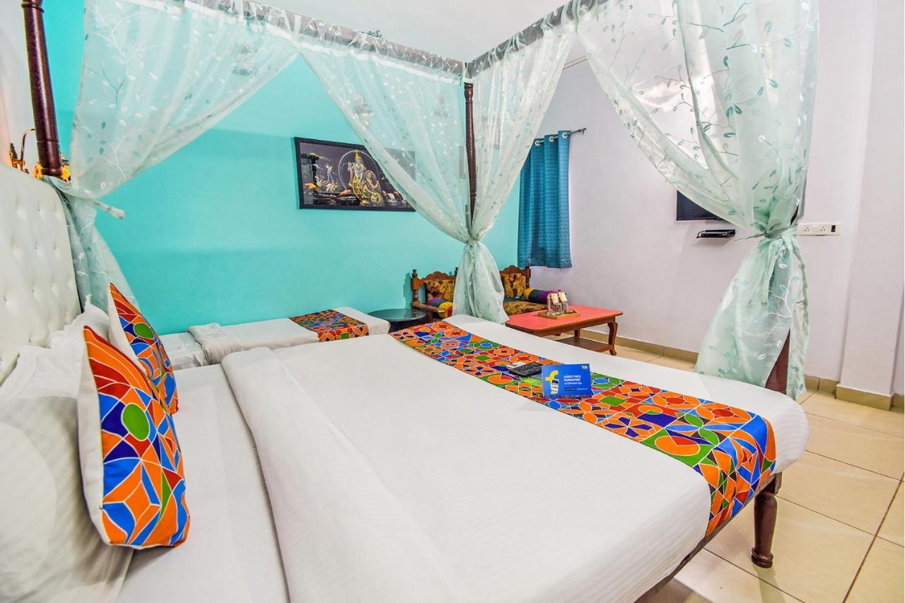 Fabhotel Everest International Udajpur Zewnętrze zdjęcie