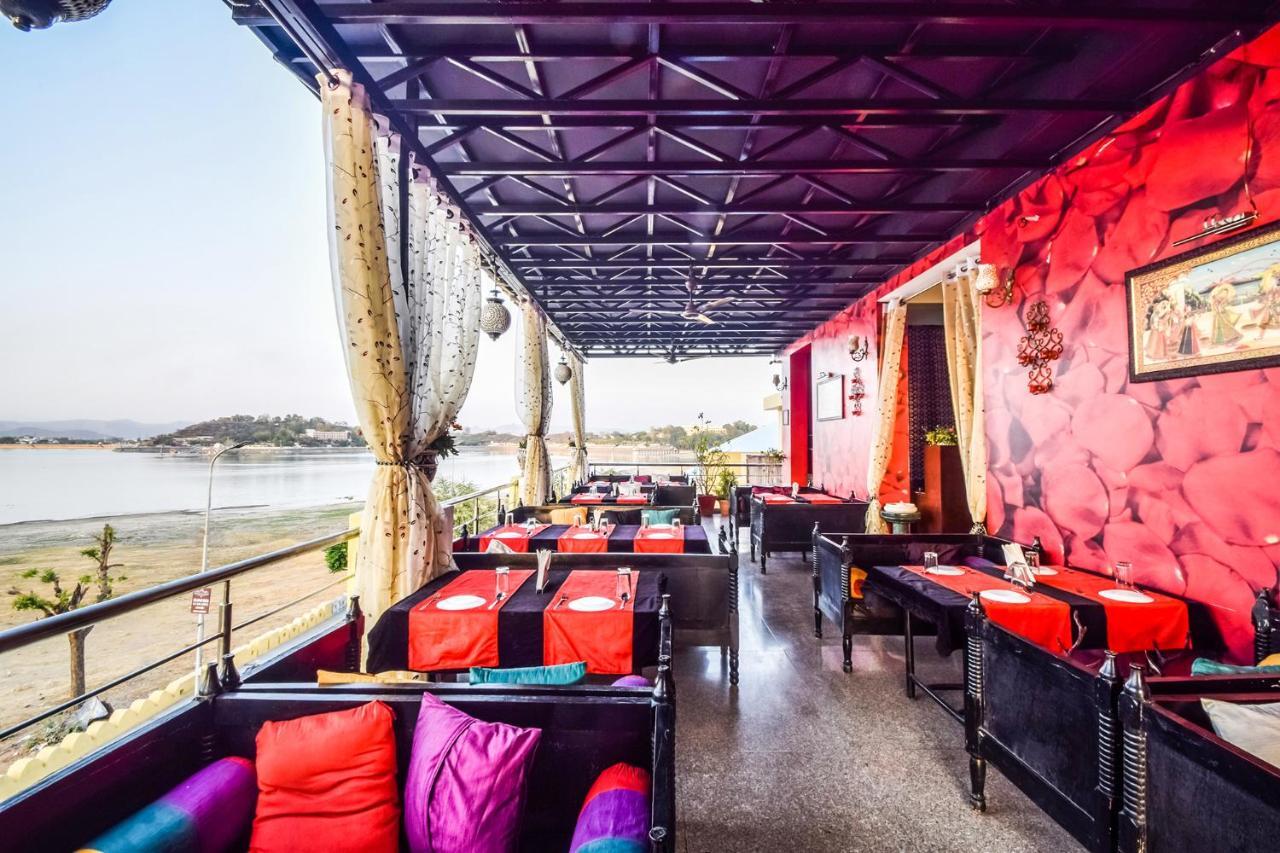 Fabhotel Everest International Udajpur Zewnętrze zdjęcie