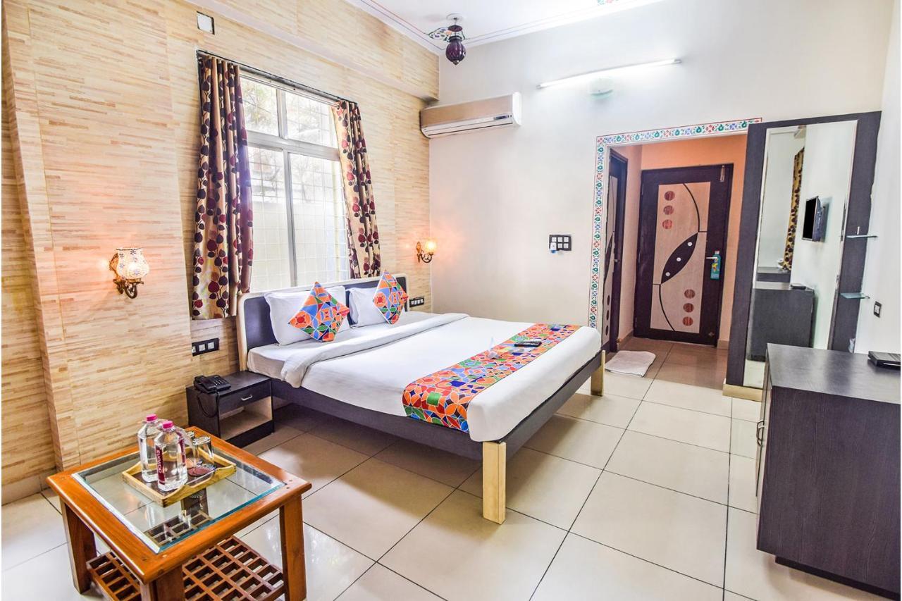 Fabhotel Everest International Udajpur Zewnętrze zdjęcie