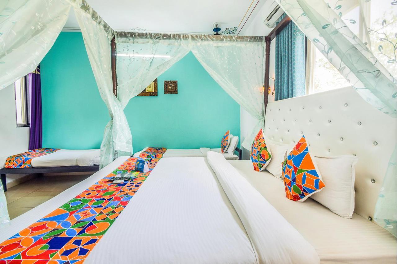 Fabhotel Everest International Udajpur Zewnętrze zdjęcie