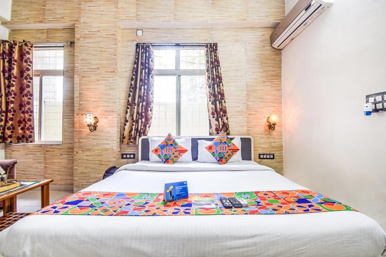 Fabhotel Everest International Udajpur Zewnętrze zdjęcie