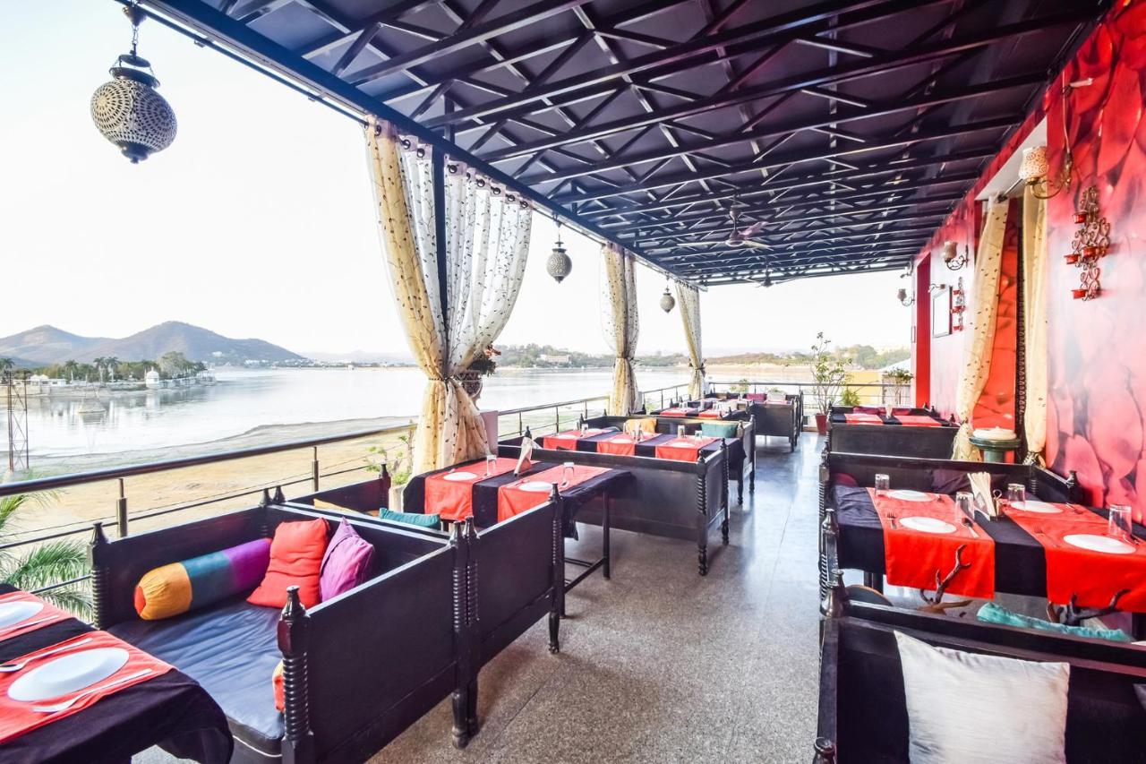 Fabhotel Everest International Udajpur Zewnętrze zdjęcie